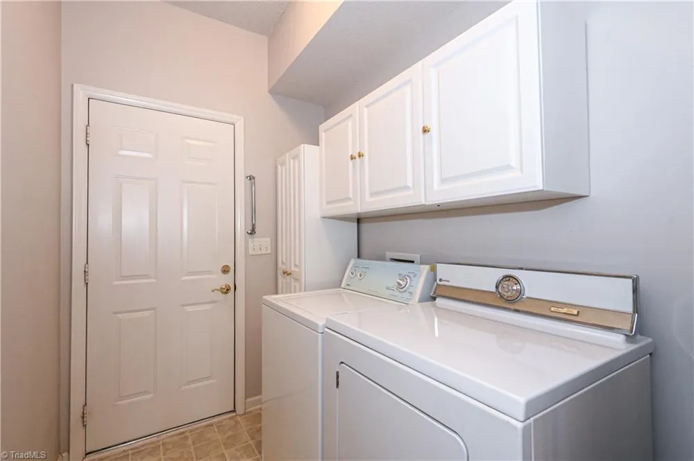 42 Wheelwright Court Greensboro, NC 27455