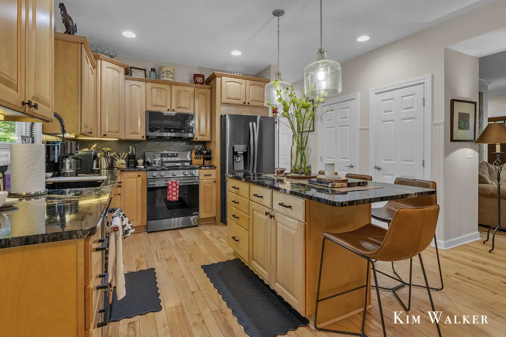 5813 Hunters Ridge Manlius Township, MI 49408