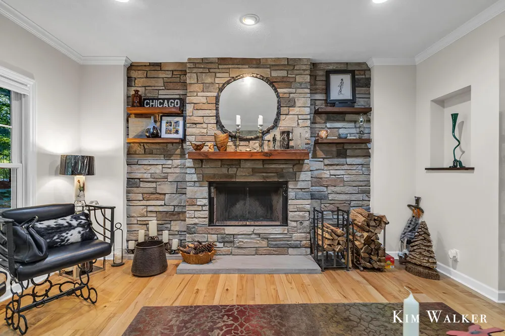 5813 Hunters Ridge Manlius Township, MI 49408
