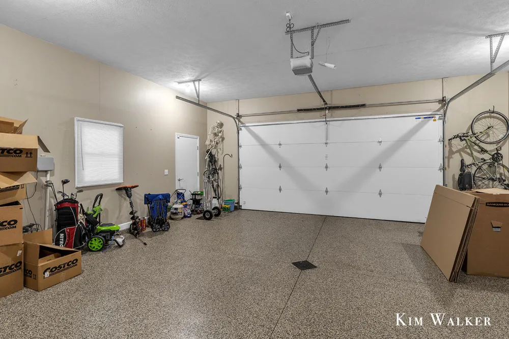 5813 Hunters Ridge Manlius Township, MI 49408