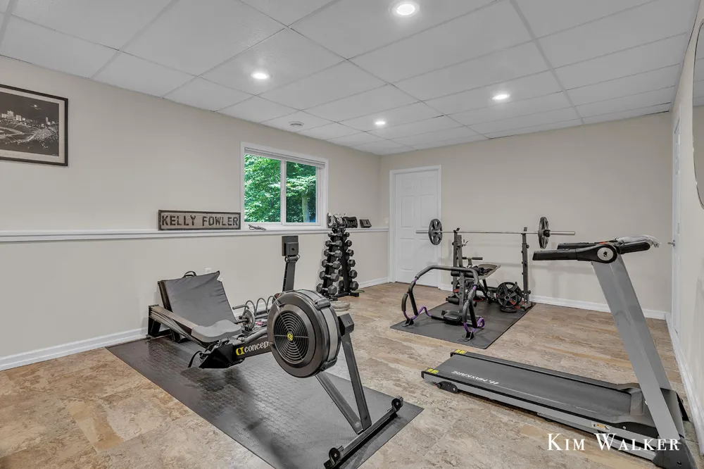 5813 Hunters Ridge Manlius Township, MI 49408