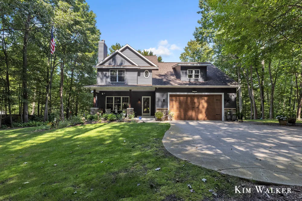 5813 Hunters Ridge Manlius Township, MI 49408