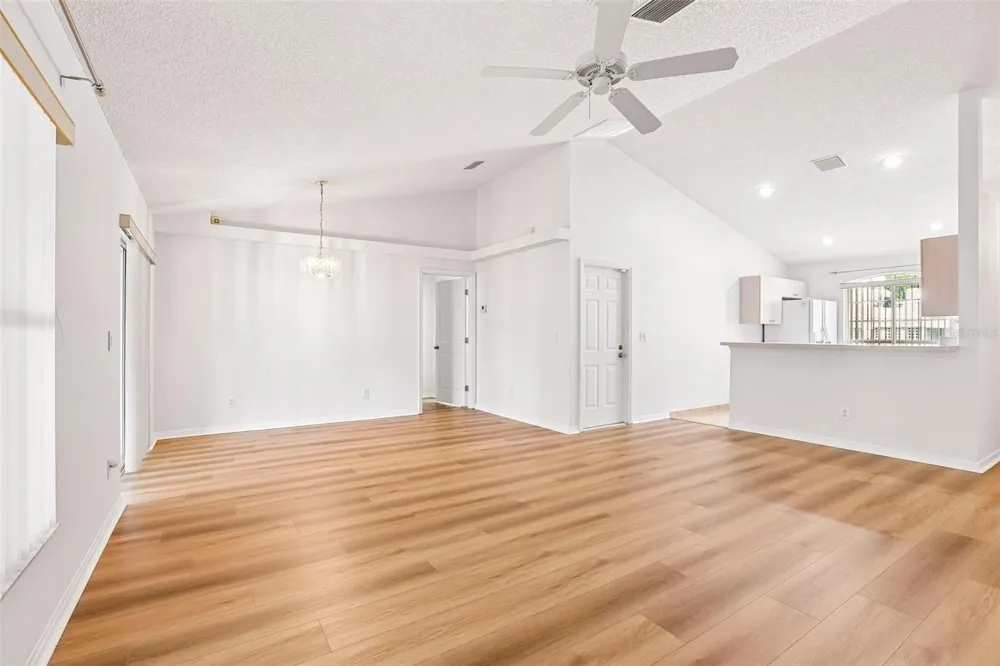 512 ATWOOD AVENUE St Petersburg, FL 33702