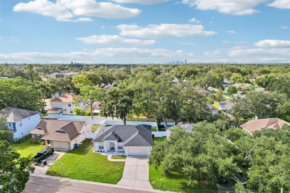 512 ATWOOD AVENUE St Petersburg, FL 33702