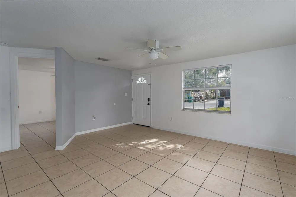 1324 59TH AVENUE E Bradenton, FL 34203