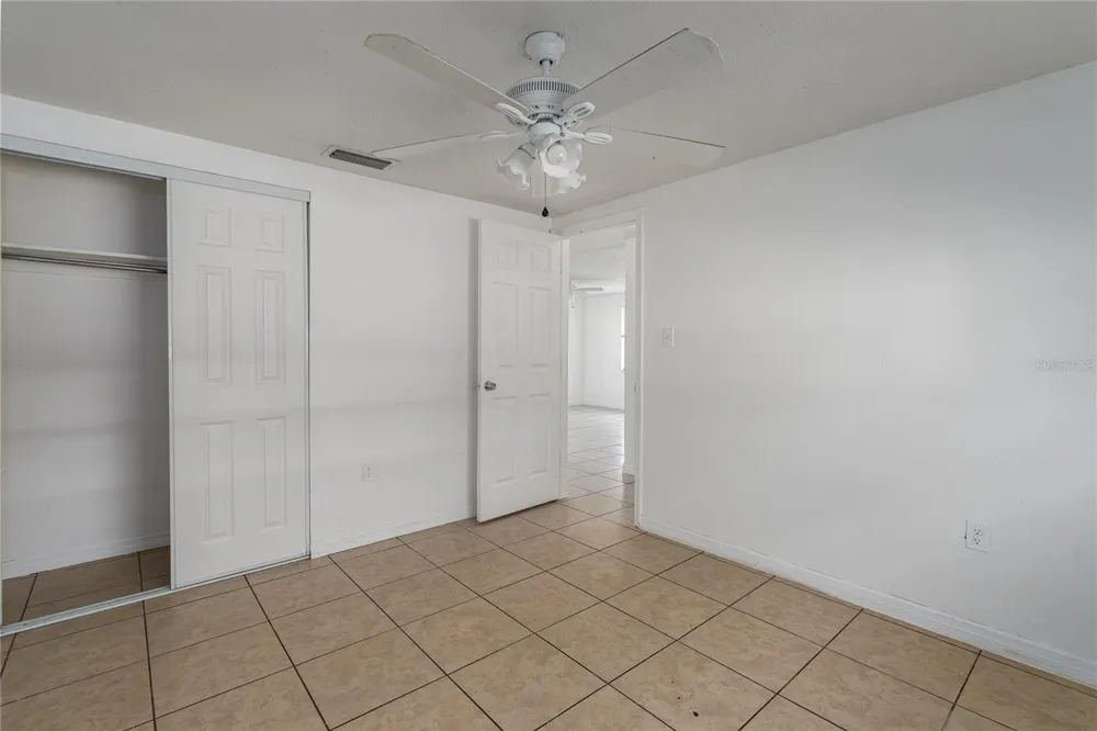 1324 59TH AVENUE E Bradenton, FL 34203
