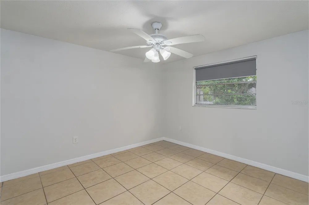 1324 59TH AVENUE E Bradenton, FL 34203