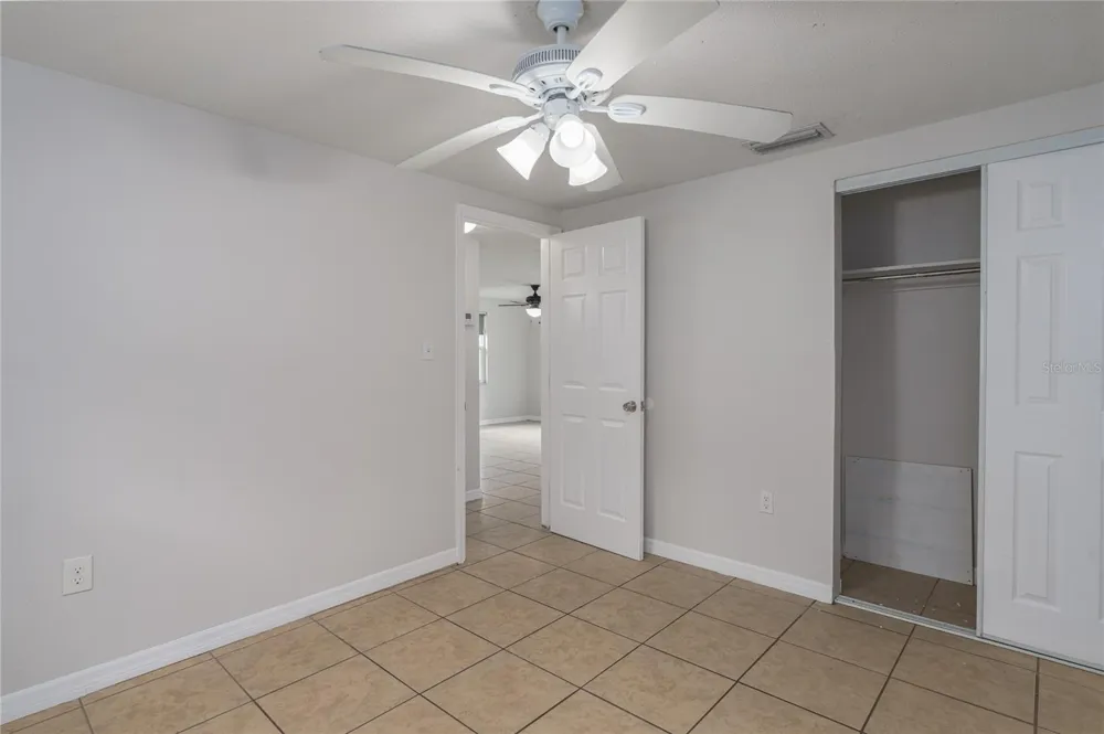 1324 59TH AVENUE E Bradenton, FL 34203