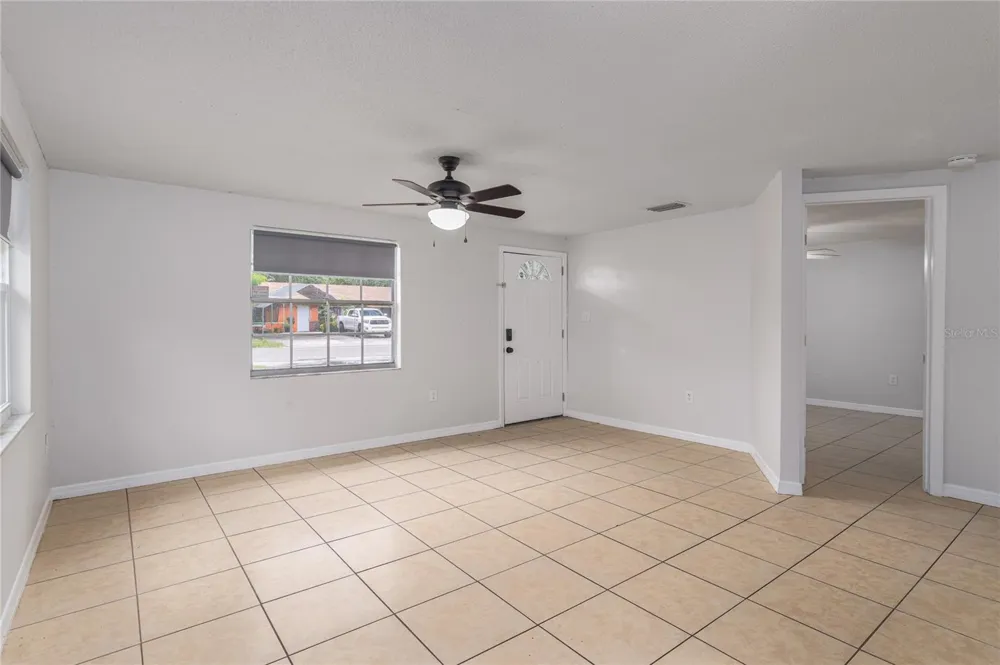 1324 59TH AVENUE E Bradenton, FL 34203