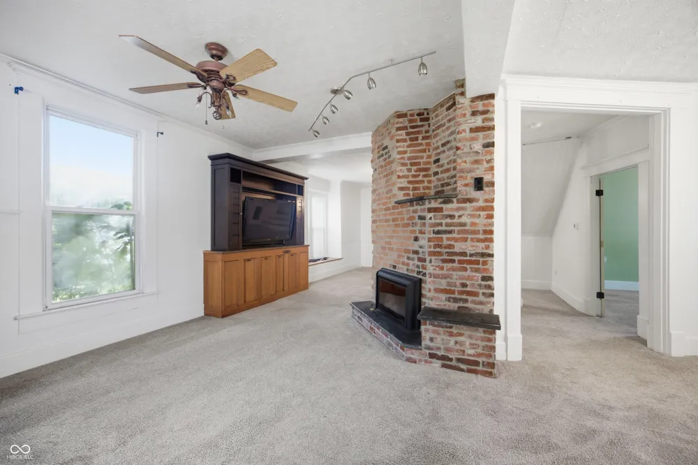 206 S Broadway Street Pendleton, IN 46064