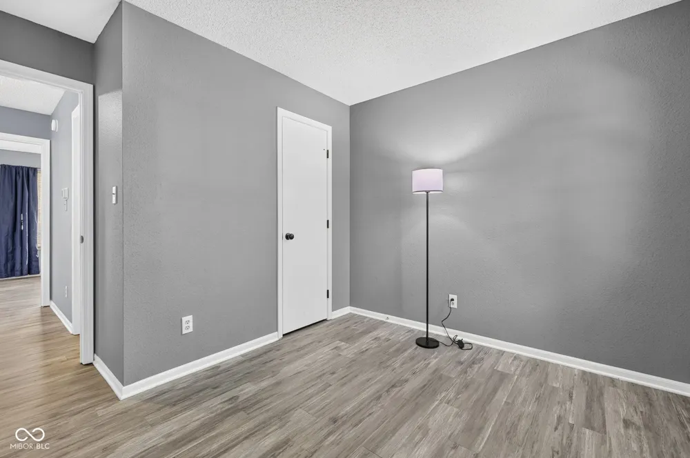 6136 Rocky River Drive Indianapolis, IN 46221