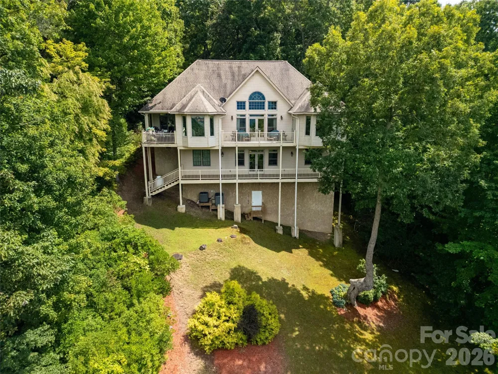 303 Wodigeasgohi Drive Brevard, NC 28712