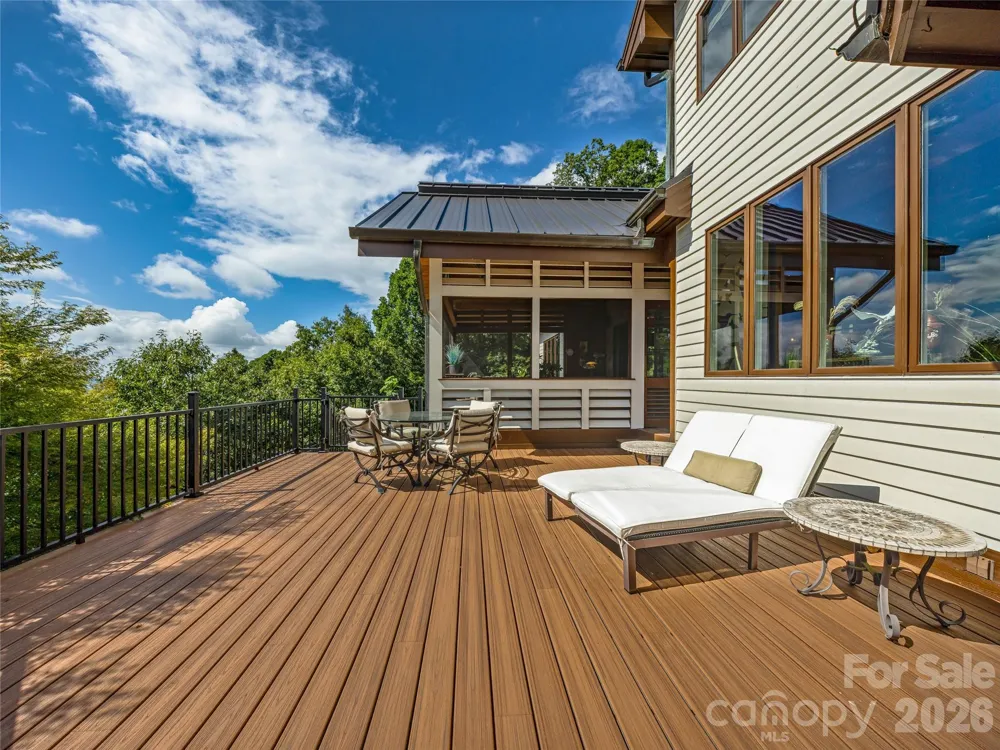 10 Beaverbrook Court Asheville, NC 28804