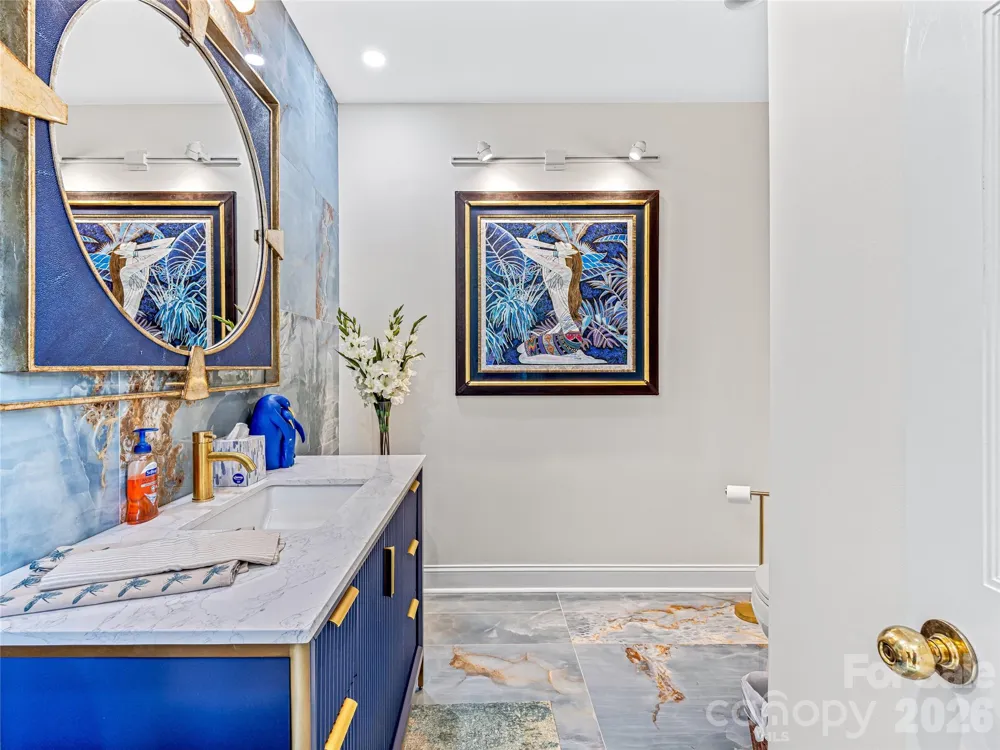 10 Beaverbrook Court Asheville, NC 28804