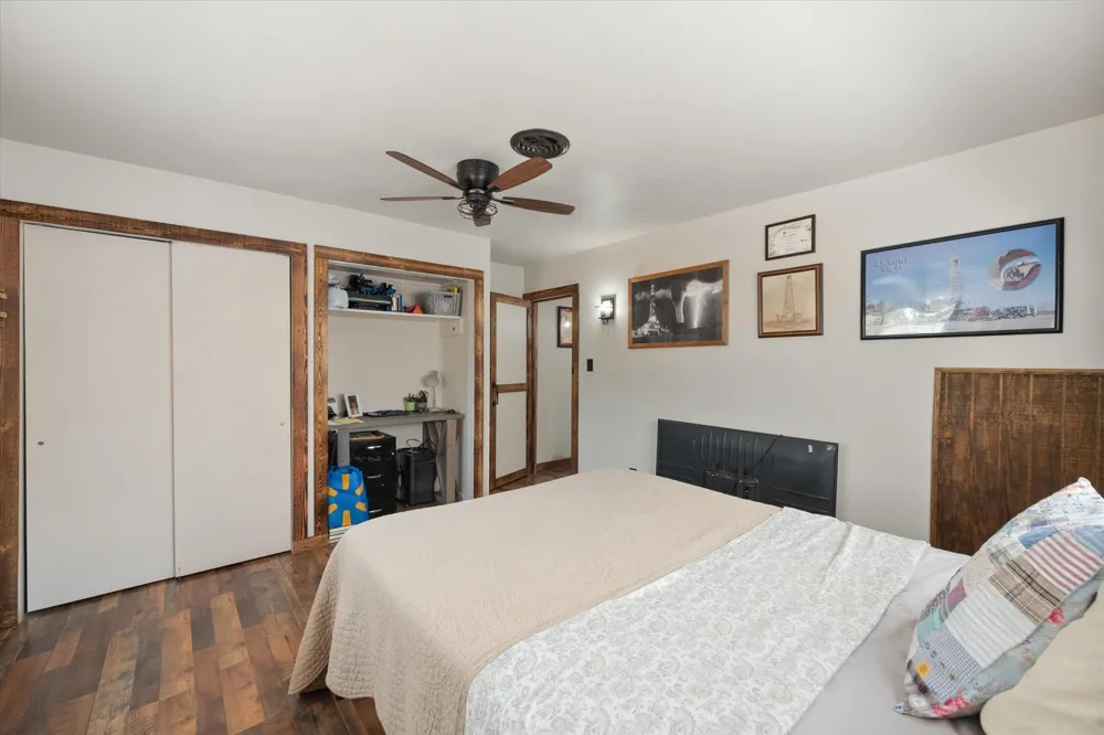 427 E Bradley Street Fairfield, TX 75840