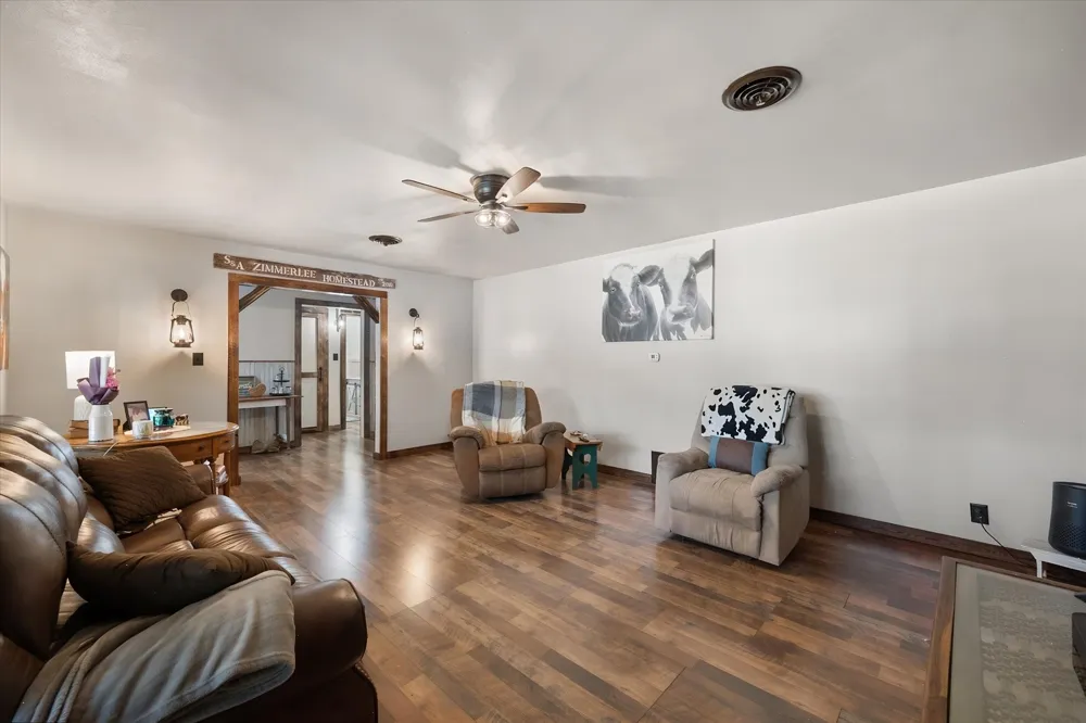 427 E Bradley Street Fairfield, TX 75840