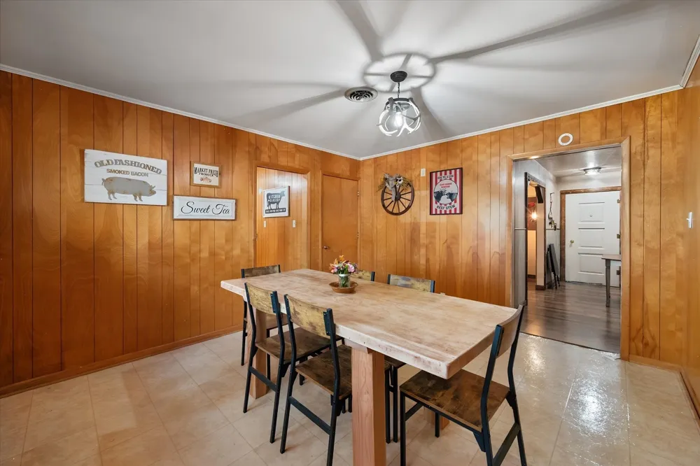 427 E Bradley Street Fairfield, TX 75840