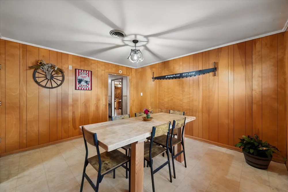 427 E Bradley Street Fairfield, TX 75840