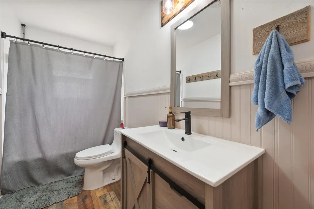 427 E Bradley Street Fairfield, TX 75840