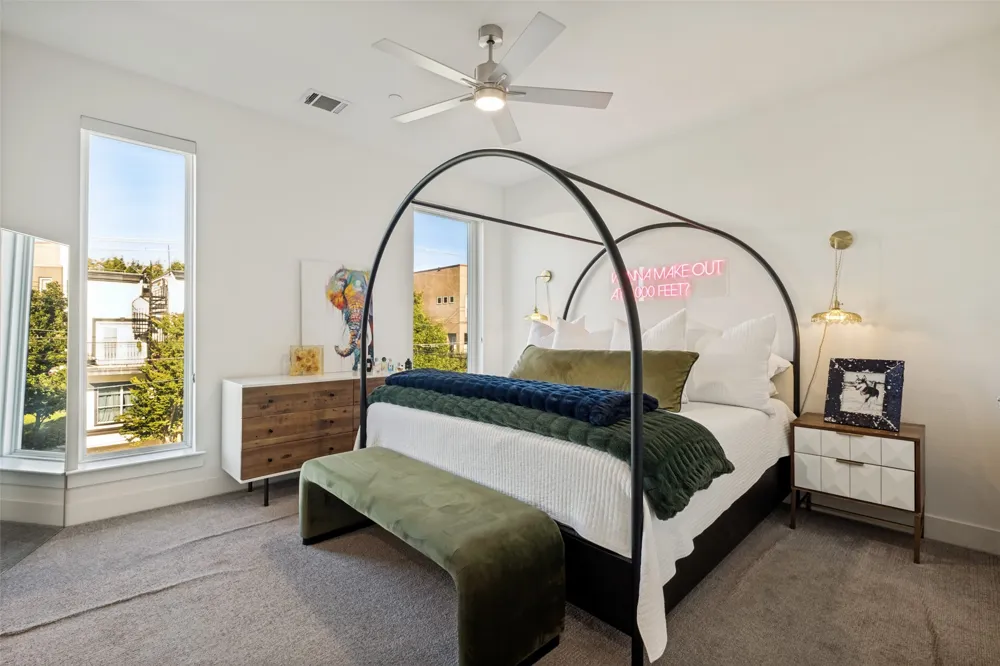 5703 Lindell Avenue #104 Dallas, TX 75206