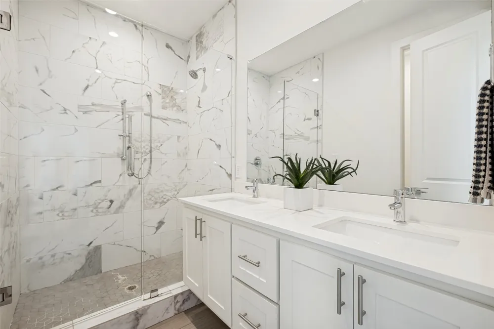 5703 Lindell Avenue #104 Dallas, TX 75206