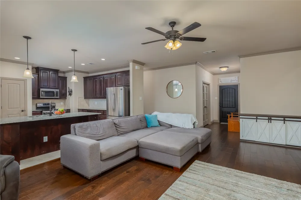3841 J E Woody Road Springtown, TX 76082