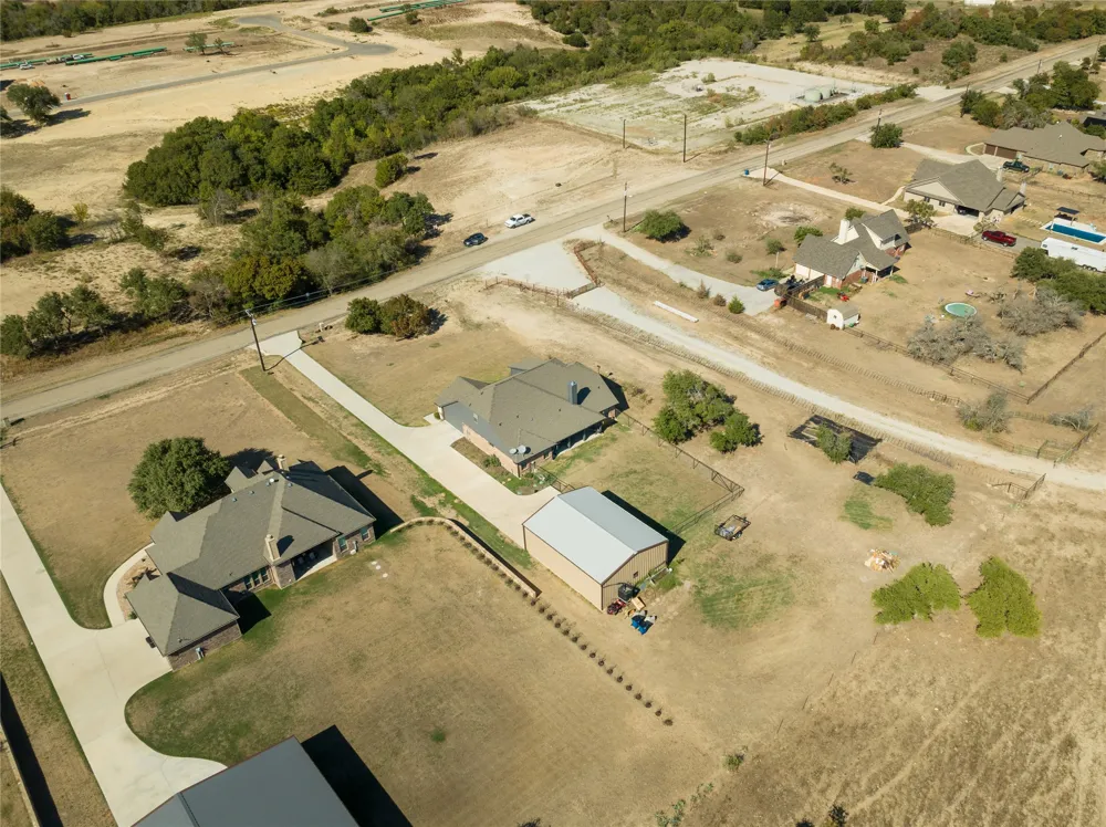 3841 J E Woody Road Springtown, TX 76082