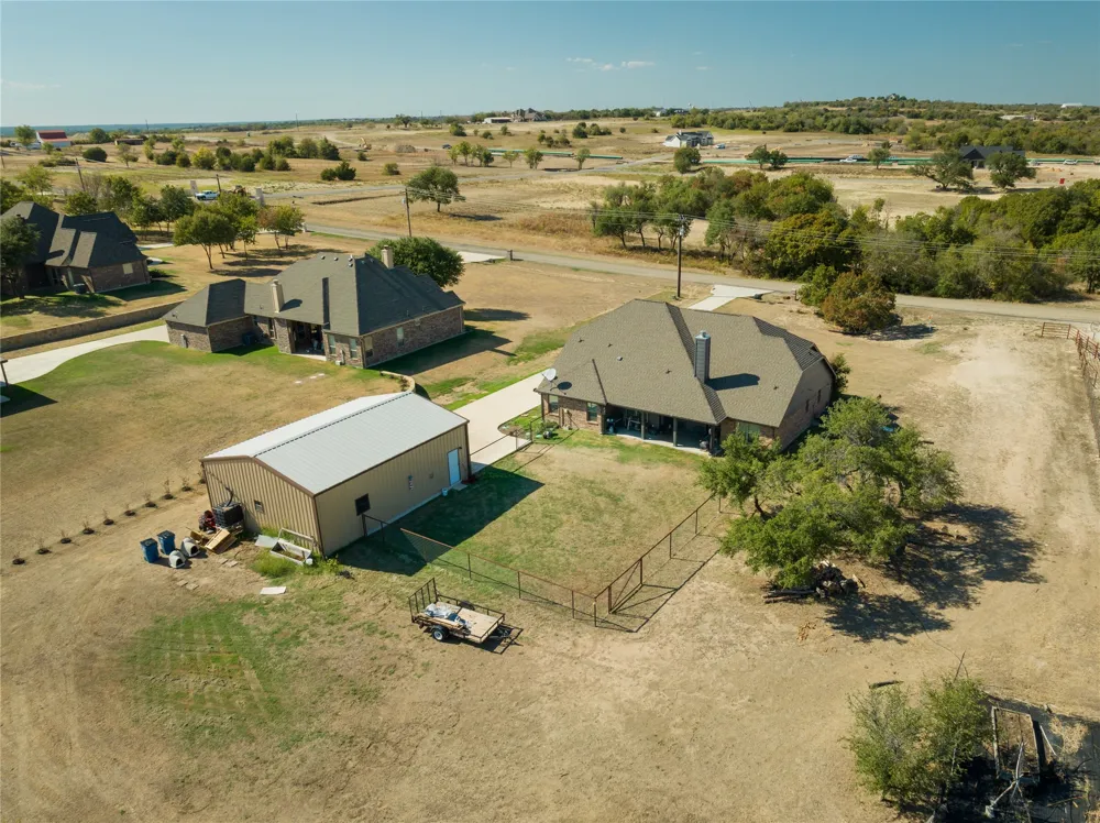 3841 J E Woody Road Springtown, TX 76082