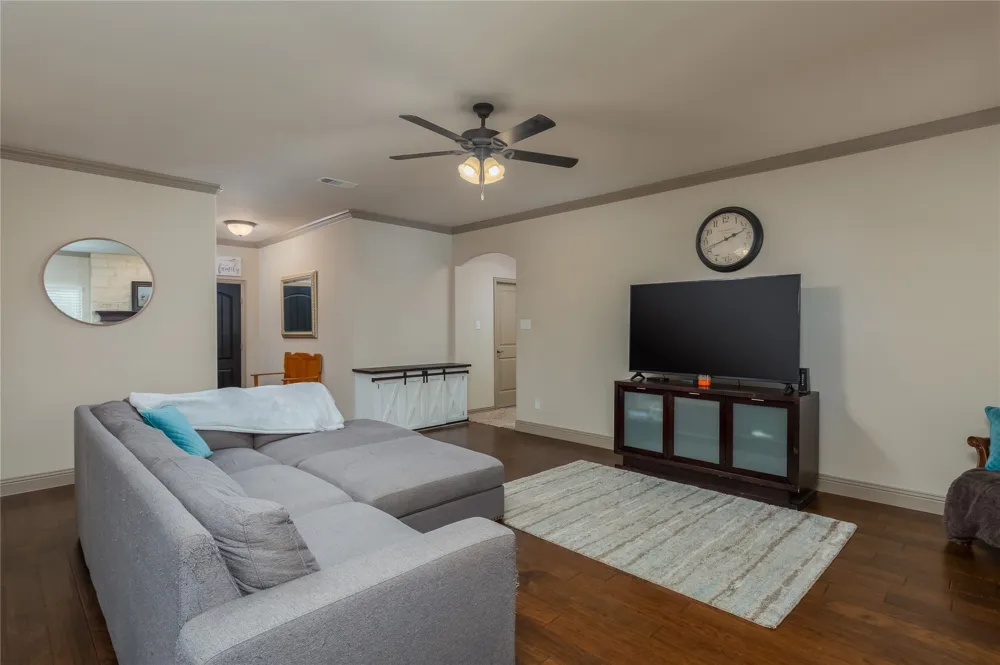 3841 J E Woody Road Springtown, TX 76082