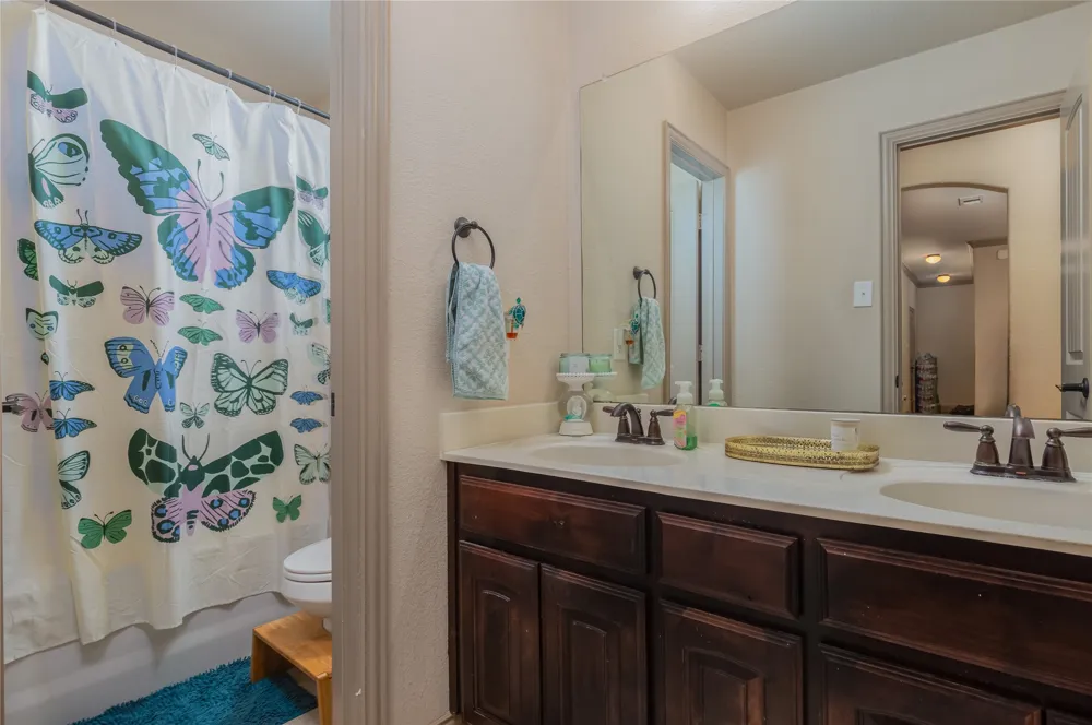 3841 J E Woody Road Springtown, TX 76082