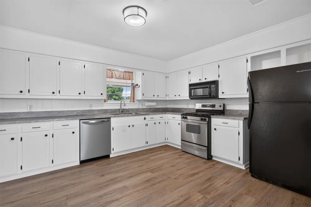 1010 Maple Street Farmersville, TX 75442