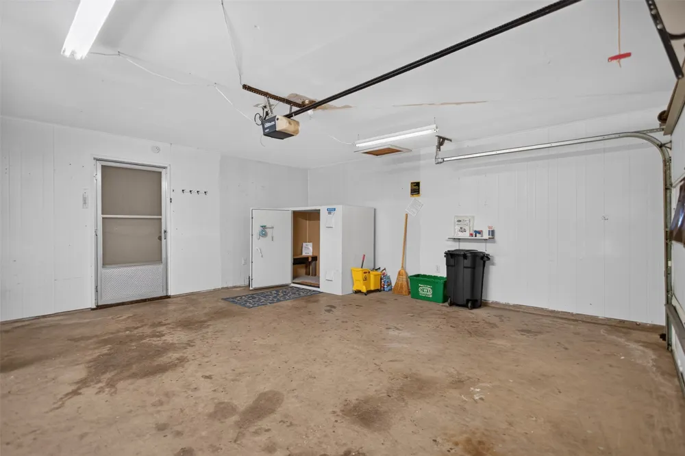 1010 Maple Street Farmersville, TX 75442