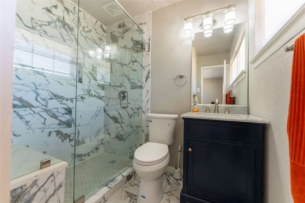818 Emberwood Drive Dallas, TX 75232