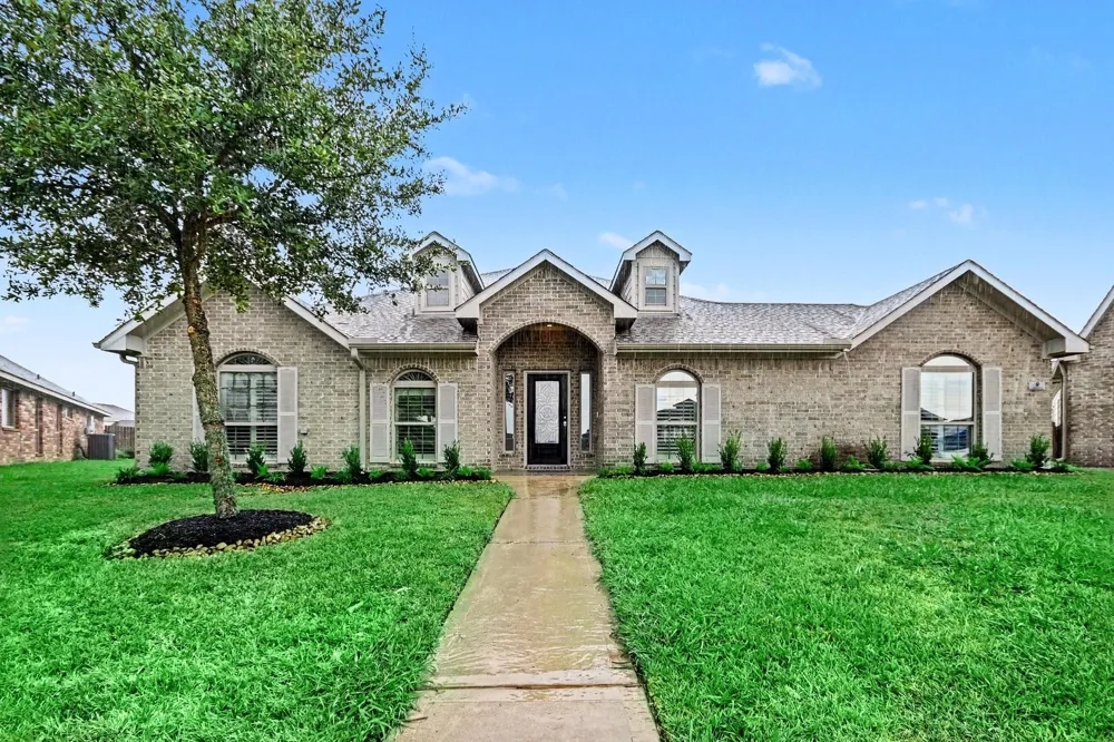9 Cypress Point Court Manvel, TX 77578