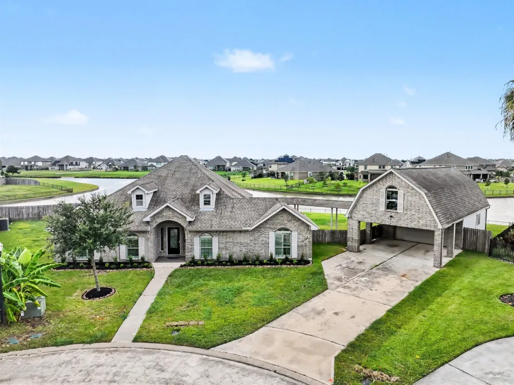 9 Cypress Point Court Manvel, TX 77578