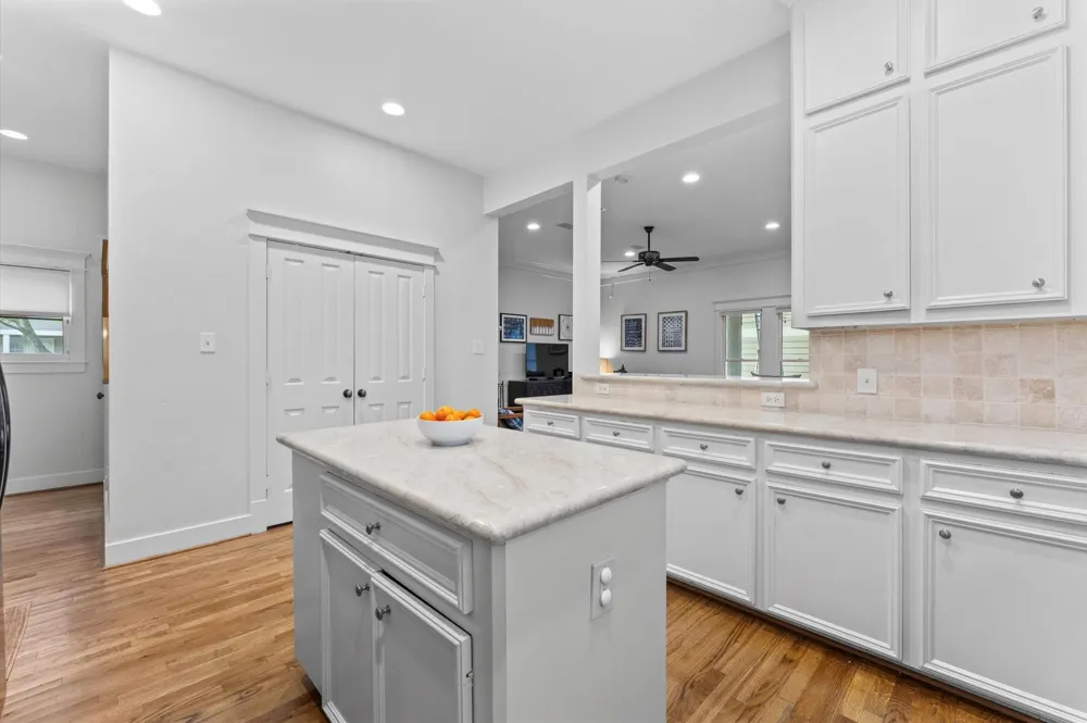 501 Columbia Street Houston, TX 77007