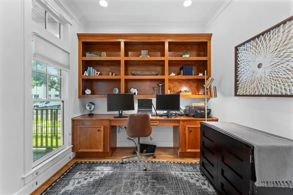501 Columbia Street Houston, TX 77007