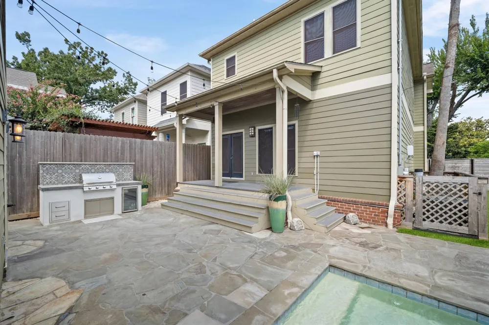 501 Columbia Street Houston, TX 77007