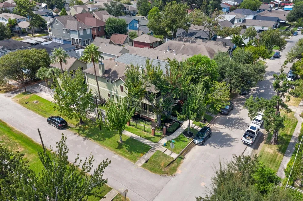 501 Columbia Street Houston, TX 77007