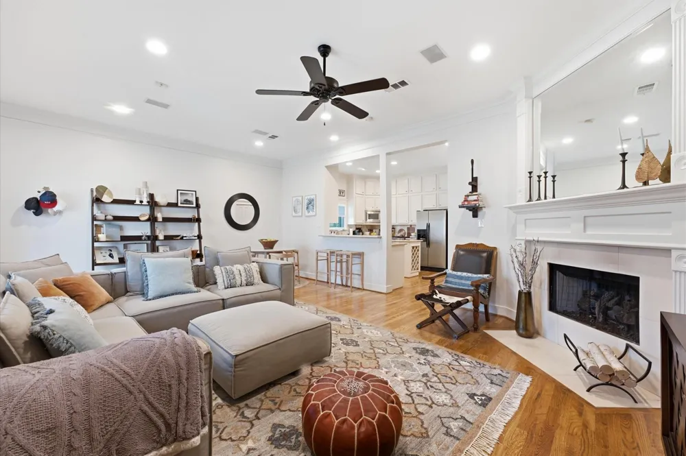 501 Columbia Street Houston, TX 77007
