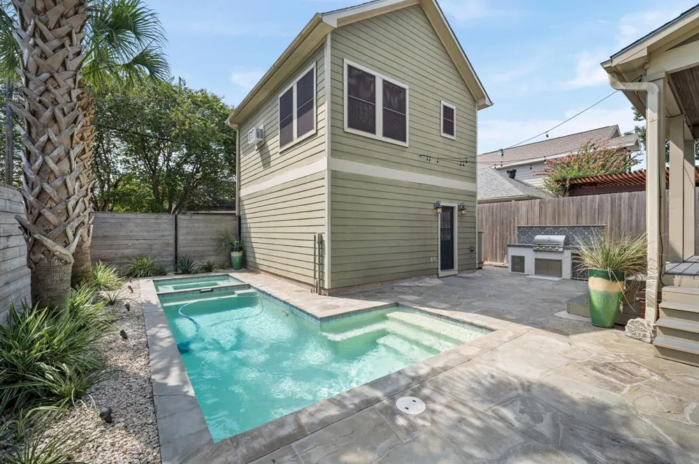 501 Columbia Street Houston, TX 77007