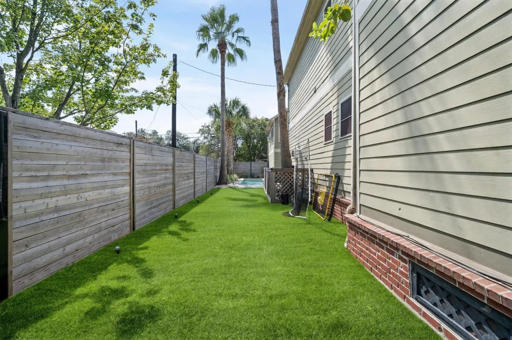 501 Columbia Street Houston, TX 77007