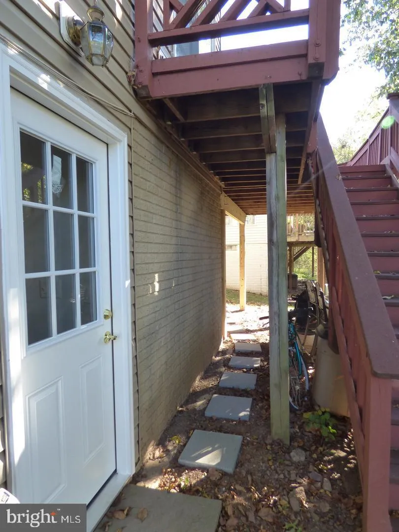 43595 MINK MEADOWS (LOWER LEVEL) STREET Chantilly, VA 20152