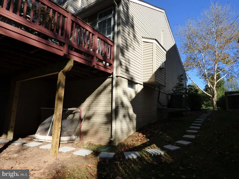 43595 MINK MEADOWS (LOWER LEVEL) STREET Chantilly, VA 20152