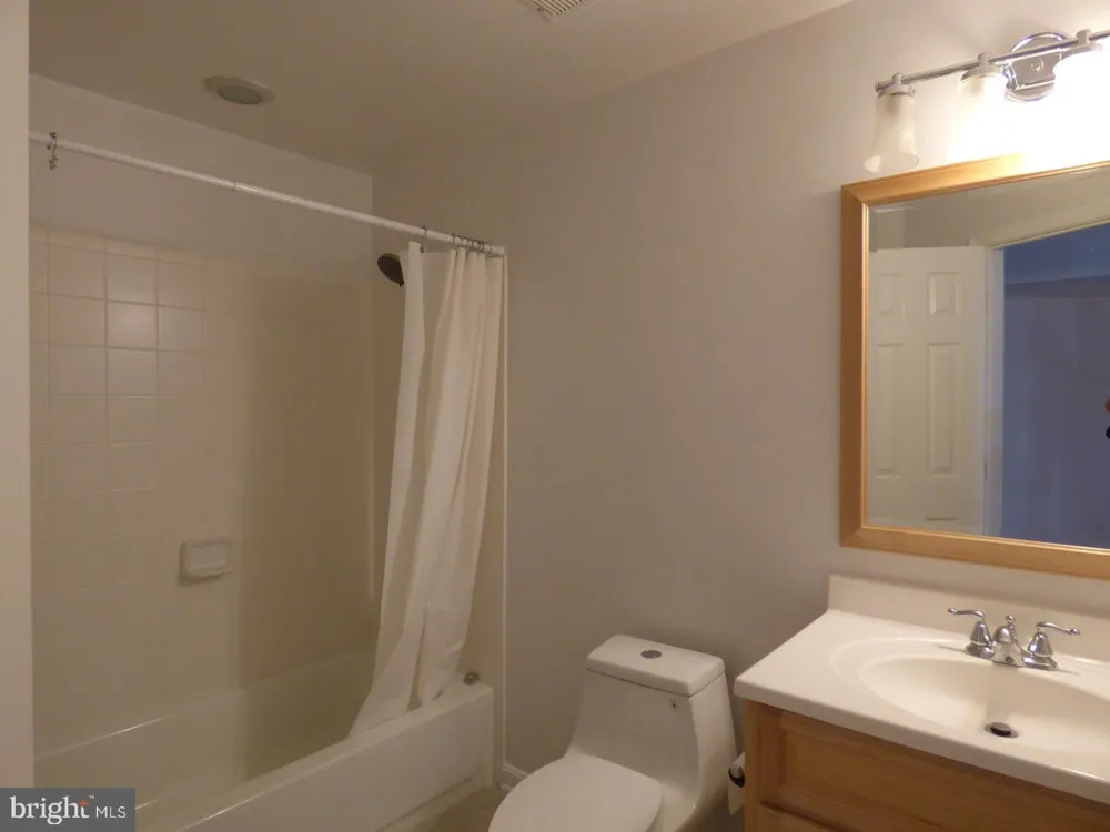 43595 MINK MEADOWS (LOWER LEVEL) STREET Chantilly, VA 20152