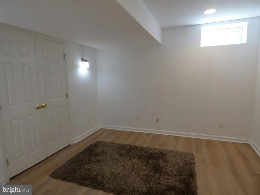 43595 MINK MEADOWS (LOWER LEVEL) STREET Chantilly, VA 20152