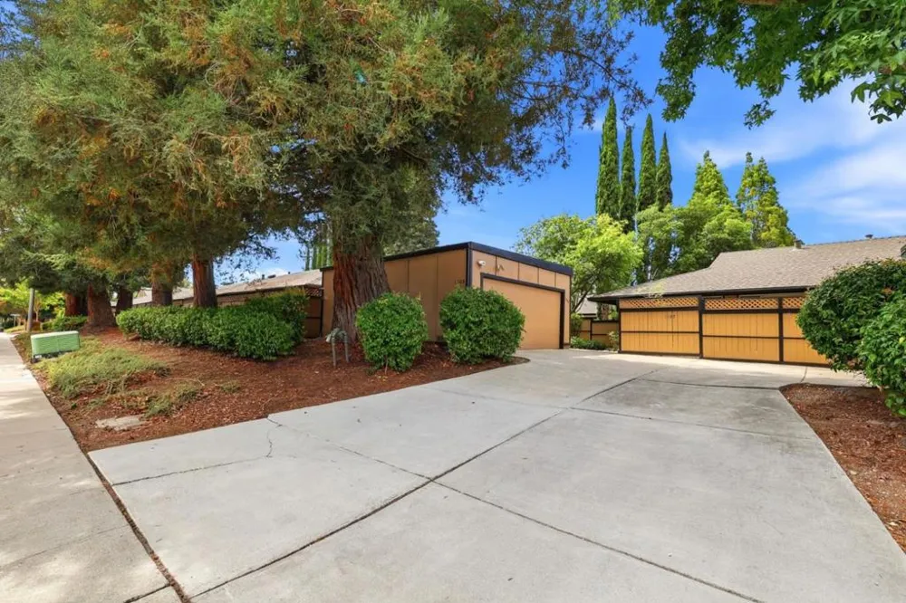 1209 S Bernardo Avenue Sunnyvale, CA 94087