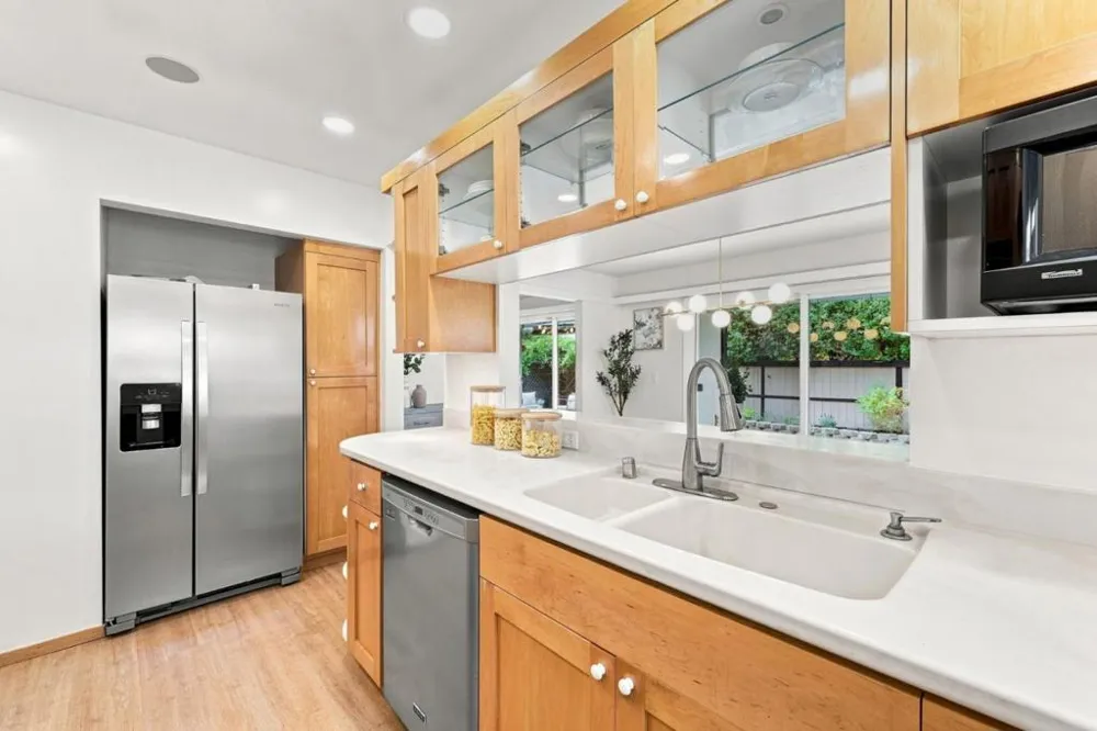 1209 S Bernardo Avenue Sunnyvale, CA 94087