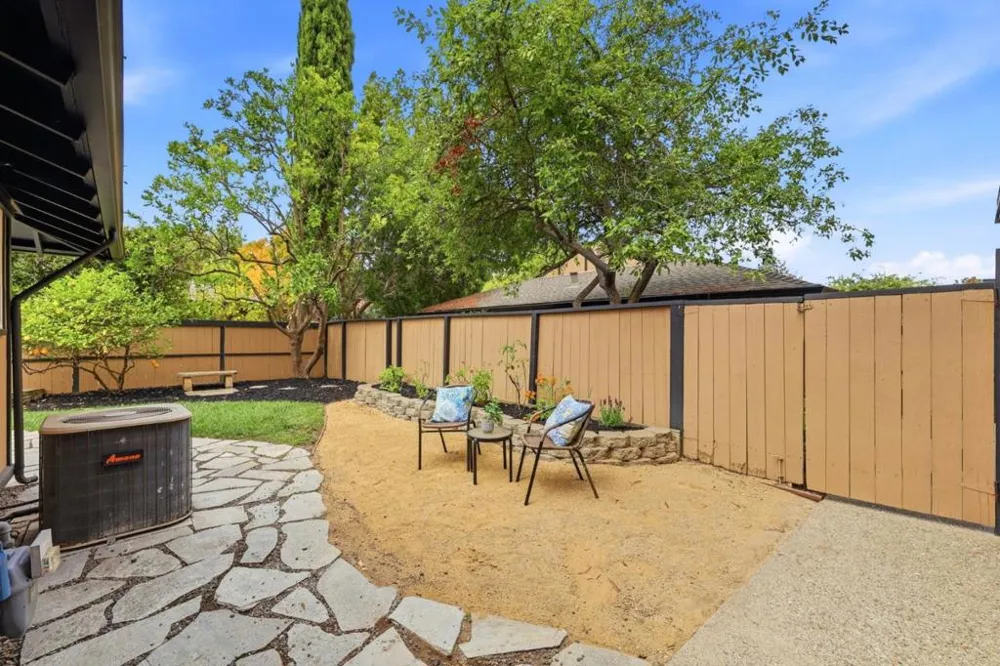 1209 S Bernardo Avenue Sunnyvale, CA 94087