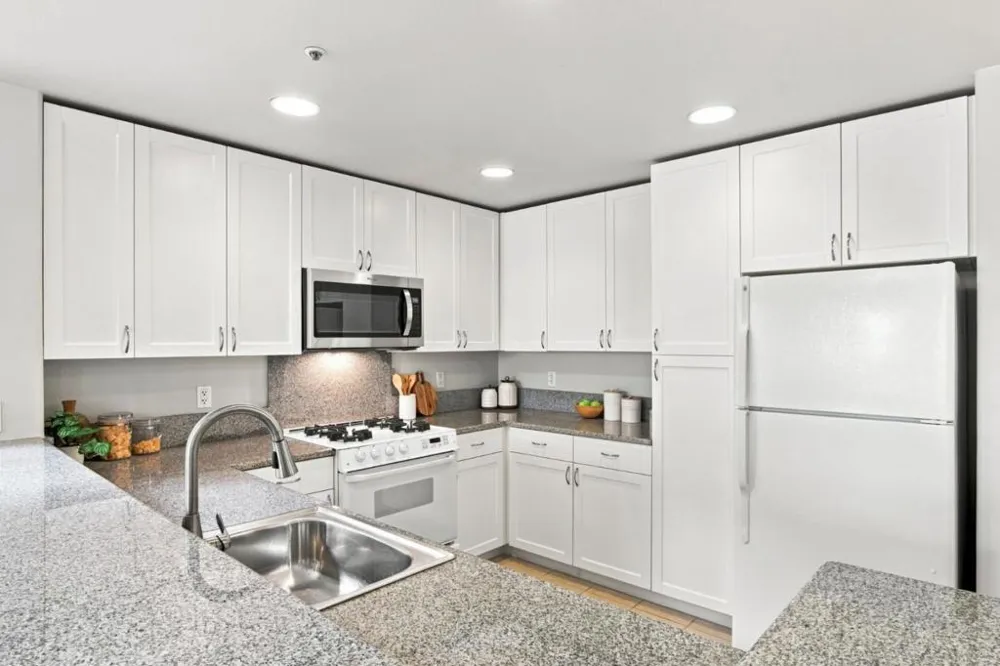 20488 Stevens Creek Boulevard #2211 Cupertino, CA 95014